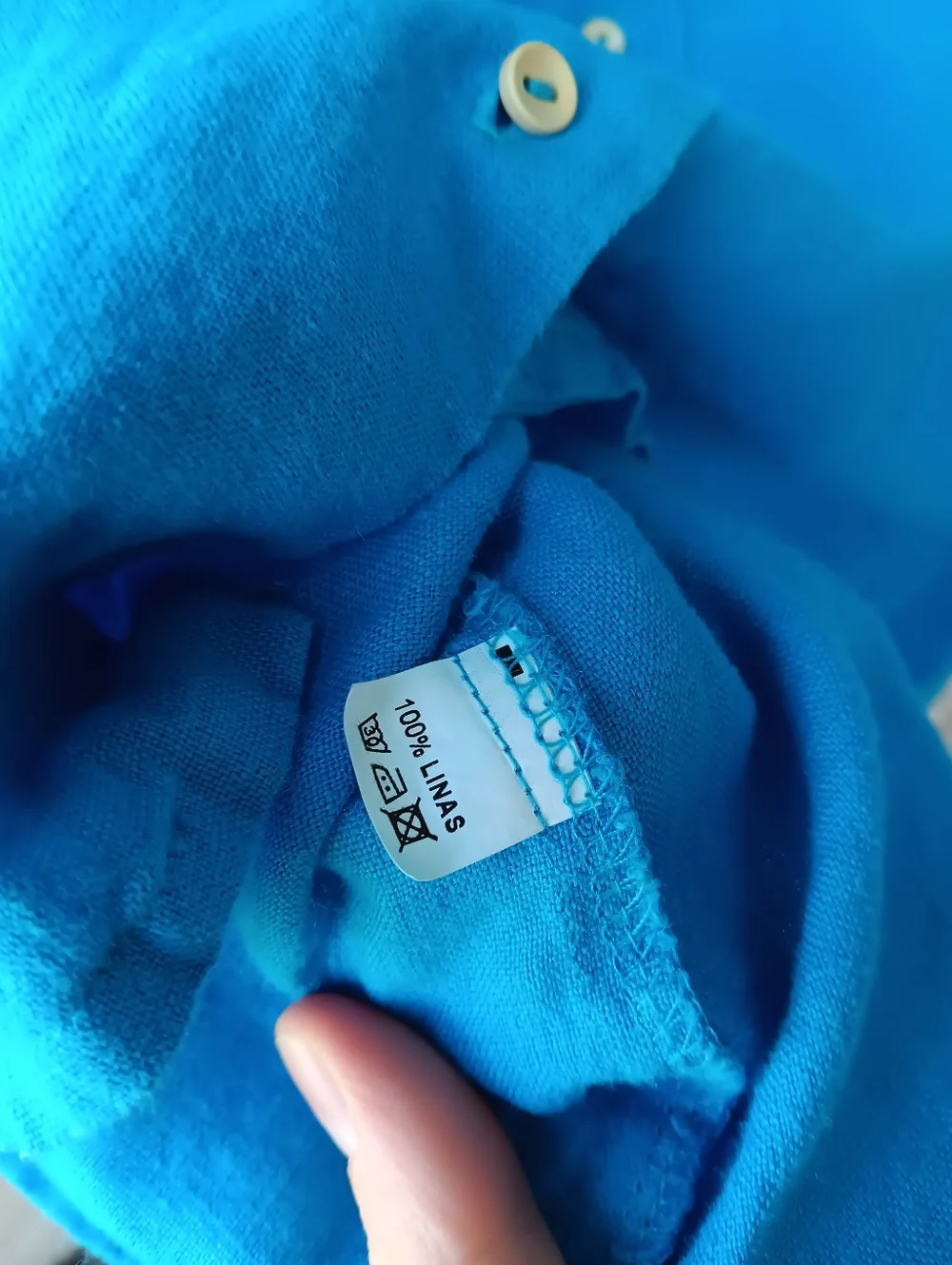 Linen Button-Up Shirt With Peter Pan Collar - Picture 2 of 4
